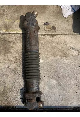 INTERNATIONAL 8600 Drive Shaft, Rear
