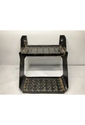 INTERNATIONAL 8600 Engine Brackets, Misc.