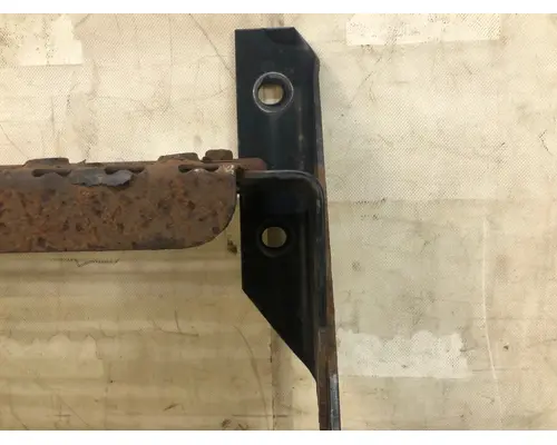 INTERNATIONAL 8600 Engine Brackets, Misc.