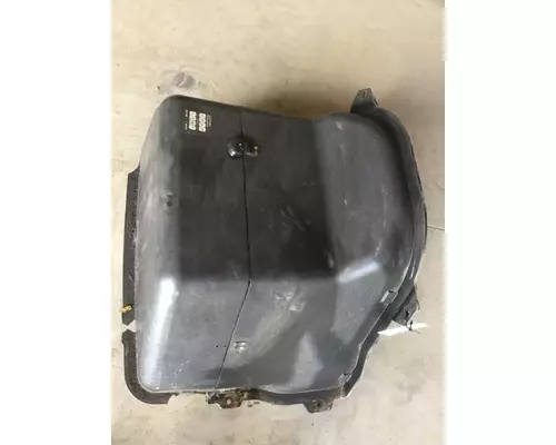 INTERNATIONAL 8600 Engine doghouse Cover 