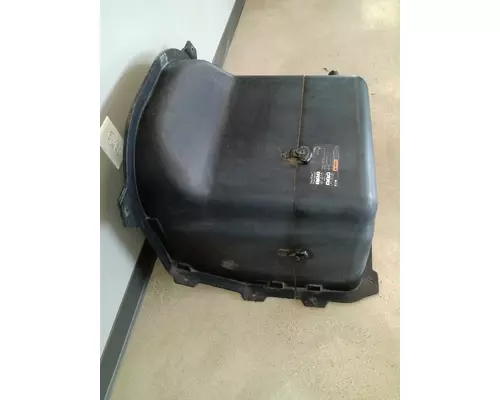 INTERNATIONAL 8600 Engine doghouse Cover 