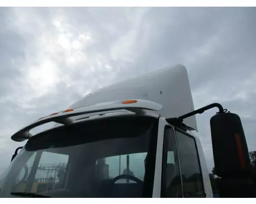 INTERNATIONAL 8600 FAIRING, WIND DEFLECTOR ROOF