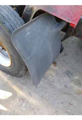 INTERNATIONAL 8600 FENDER, QUARTER/HALF REAR