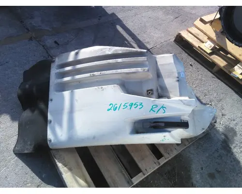 INTERNATIONAL 8600 FENDER EXTENSION