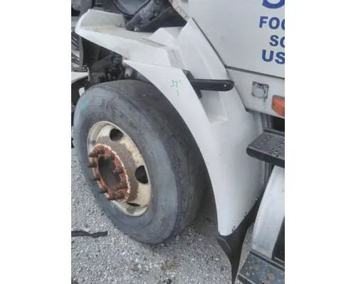 INTERNATIONAL 8600 FENDER EXTENSION