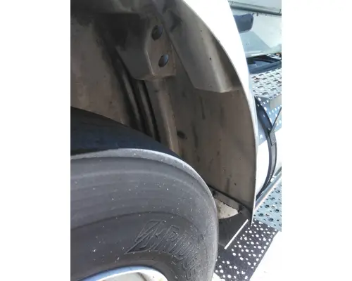 INTERNATIONAL 8600 FENDER EXTENSION
