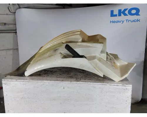 INTERNATIONAL 8600 FENDER EXTENSION