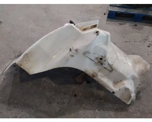 INTERNATIONAL 8600 FENDER EXTENSION