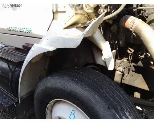 INTERNATIONAL 8600 FENDER EXTENSION