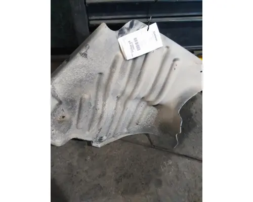 INTERNATIONAL 8600 FENDER EXTENSION