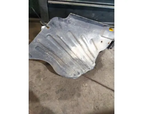 INTERNATIONAL 8600 FENDER EXTENSION