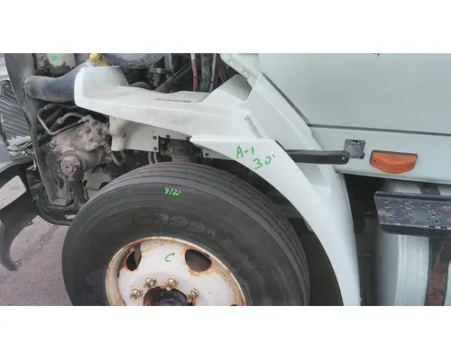 INTERNATIONAL 8600 FENDER EXTENSION