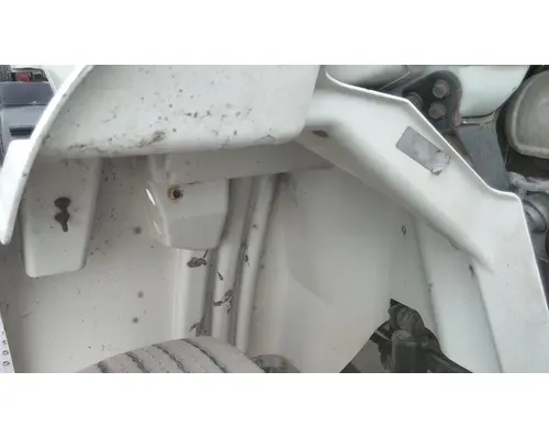 INTERNATIONAL 8600 FENDER EXTENSION