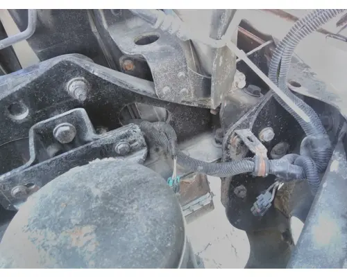 INTERNATIONAL 8600 FRAME HORN