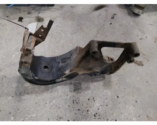 INTERNATIONAL 8600 FRAME HORN