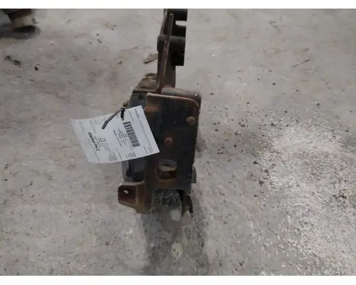 INTERNATIONAL 8600 FRAME HORN