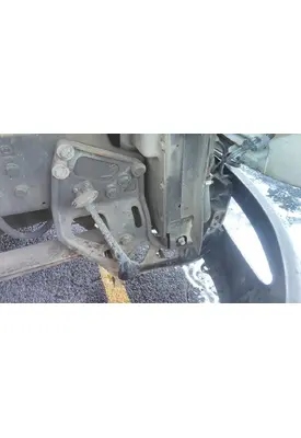 INTERNATIONAL 8600 FRAME HORN