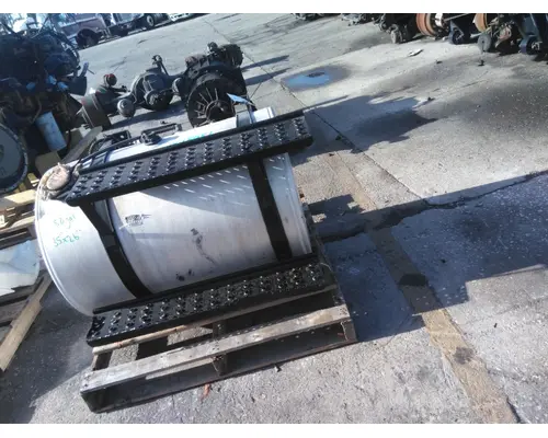INTERNATIONAL 8600 FUEL TANK