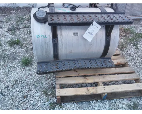 INTERNATIONAL 8600 FUEL TANK