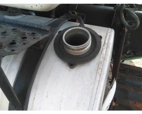 INTERNATIONAL 8600 FUEL TANK