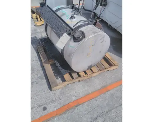 INTERNATIONAL 8600 FUEL TANK