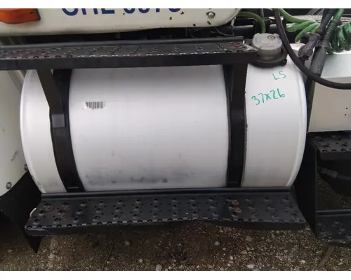 INTERNATIONAL 8600 FUEL TANK