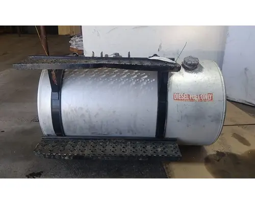 INTERNATIONAL 8600 FUEL TANK