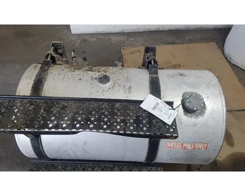 INTERNATIONAL 8600 FUEL TANK