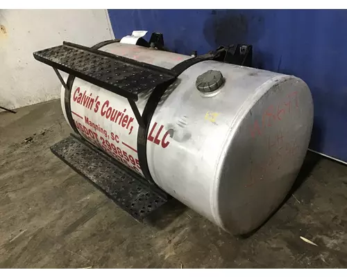 INTERNATIONAL 8600 FUEL TANK