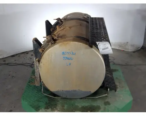 INTERNATIONAL 8600 FUEL TANK