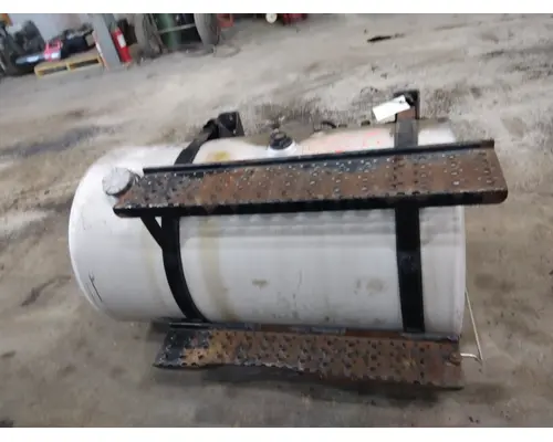 INTERNATIONAL 8600 FUEL TANK