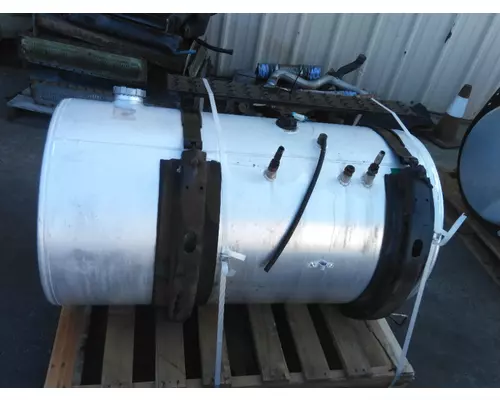 INTERNATIONAL 8600 FUEL TANK