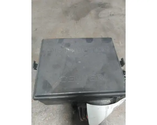 INTERNATIONAL 8600 FUSE BOX