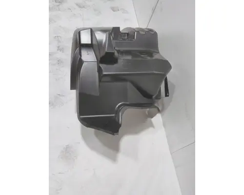 INTERNATIONAL 8600 Fender Extension