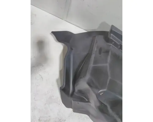 INTERNATIONAL 8600 Fender Extension