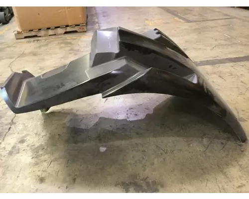 INTERNATIONAL 8600 Fender Extension