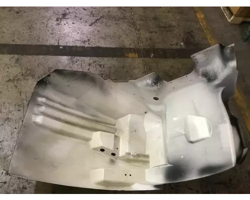 INTERNATIONAL 8600 Fender Extension