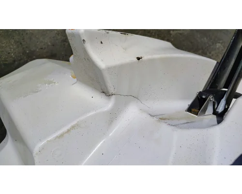 INTERNATIONAL 8600 Fender Extension