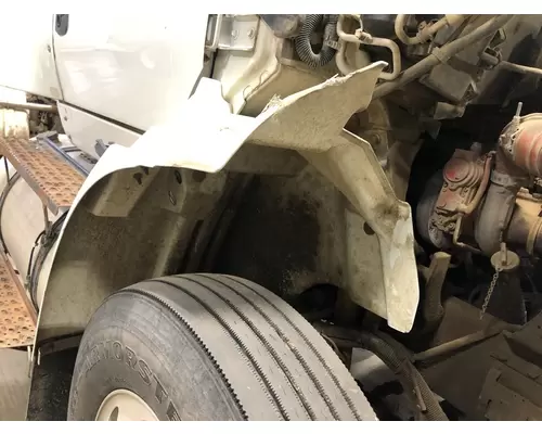 INTERNATIONAL 8600 Fender