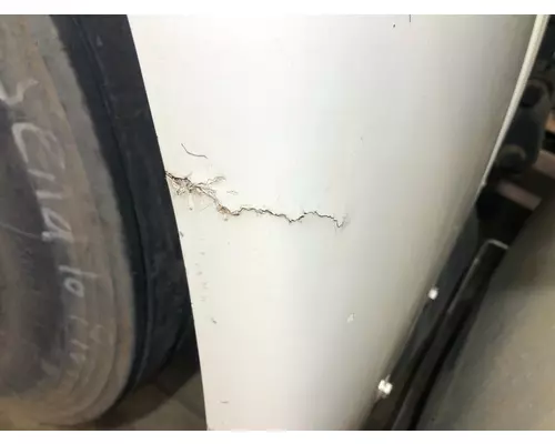 INTERNATIONAL 8600 Fender