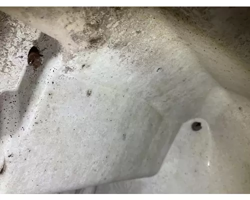 INTERNATIONAL 8600 Fender