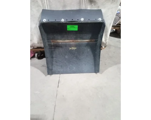 INTERNATIONAL 8600 Fender