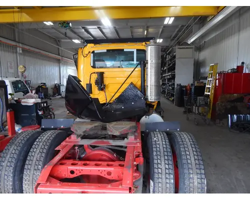 INTERNATIONAL 8600 Frame Horn