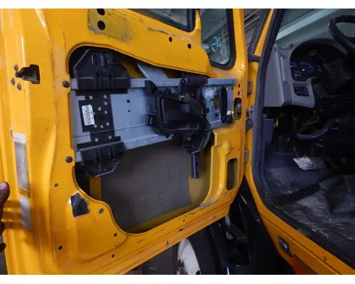 INTERNATIONAL 8600 Frame Horn