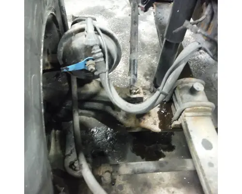 INTERNATIONAL 8600 Front Axle I Beam