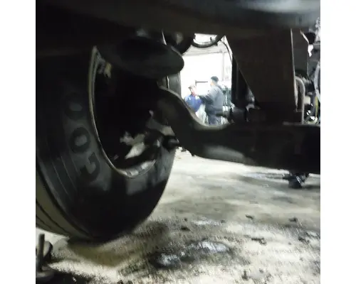 INTERNATIONAL 8600 Front Axle I Beam