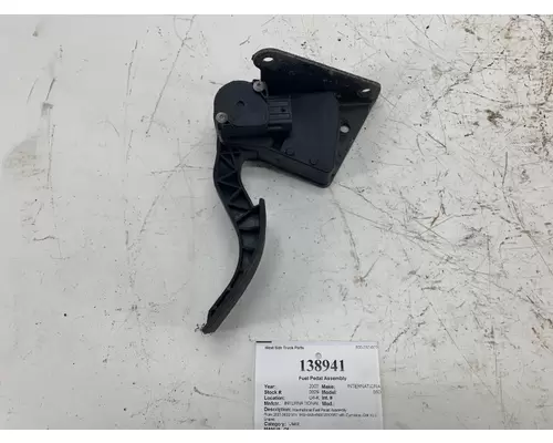 INTERNATIONAL 8600 Fuel Pedal Assembly
