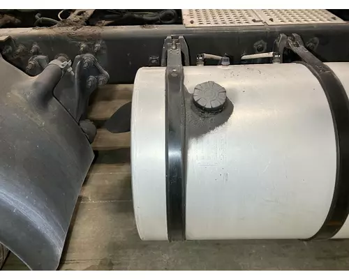 INTERNATIONAL 8600 Fuel Tank Strap