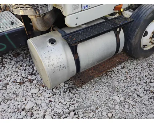 INTERNATIONAL 8600 Fuel Tank