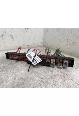 INTERNATIONAL 8600 Fuse Box